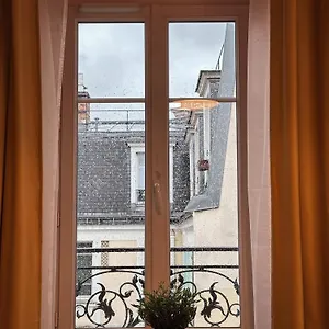 studio-indpendant-prs-de-montmartre.fr-paris.fr/
