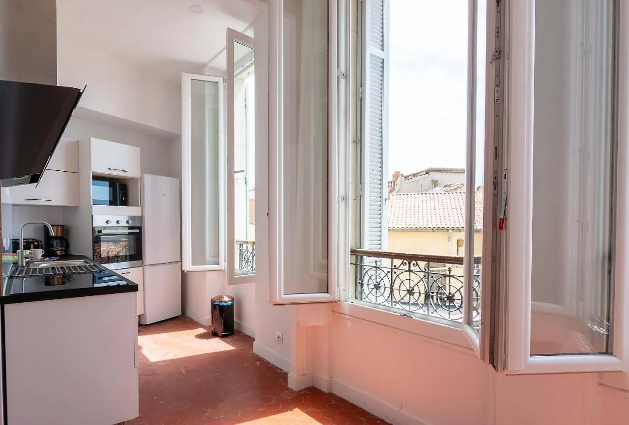 appartement cosy près, gare, vieux port, MARSEILLE 0*,  France